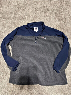 NFL New England Patriots quarter-zip pullover Men's Quarter-Zip Size Large